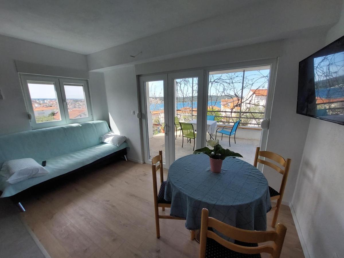 Apartments Babic Трогир Екстериор снимка