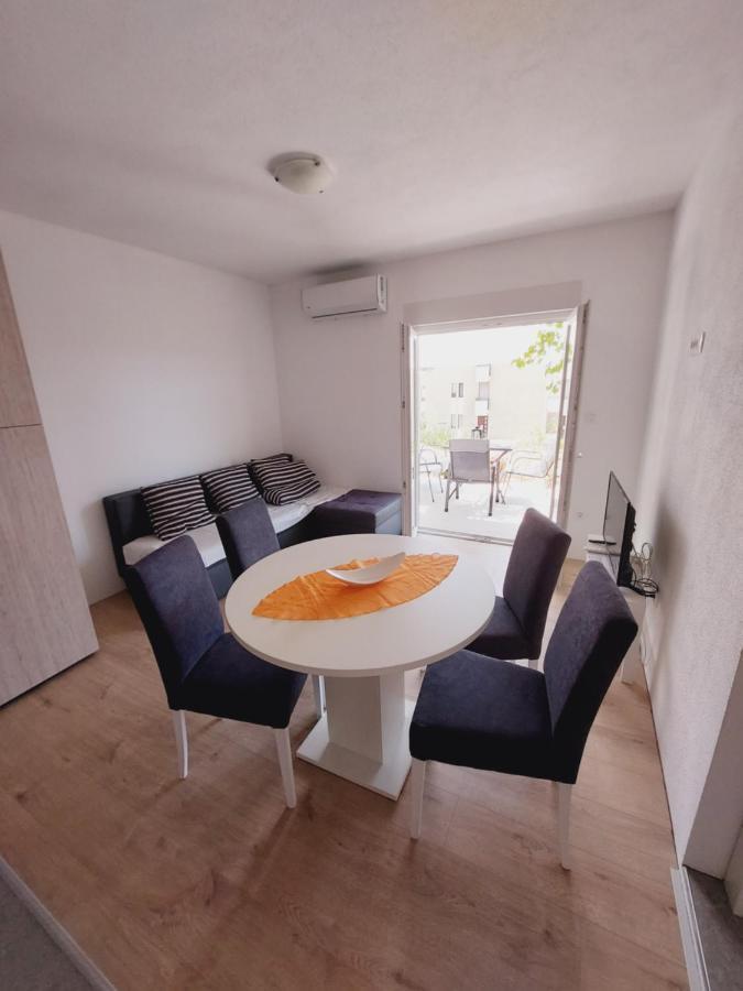 Apartments Babic Трогир Екстериор снимка