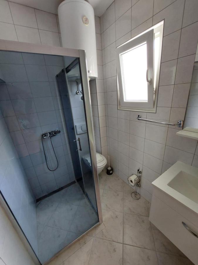 Apartments Babic Трогир Екстериор снимка