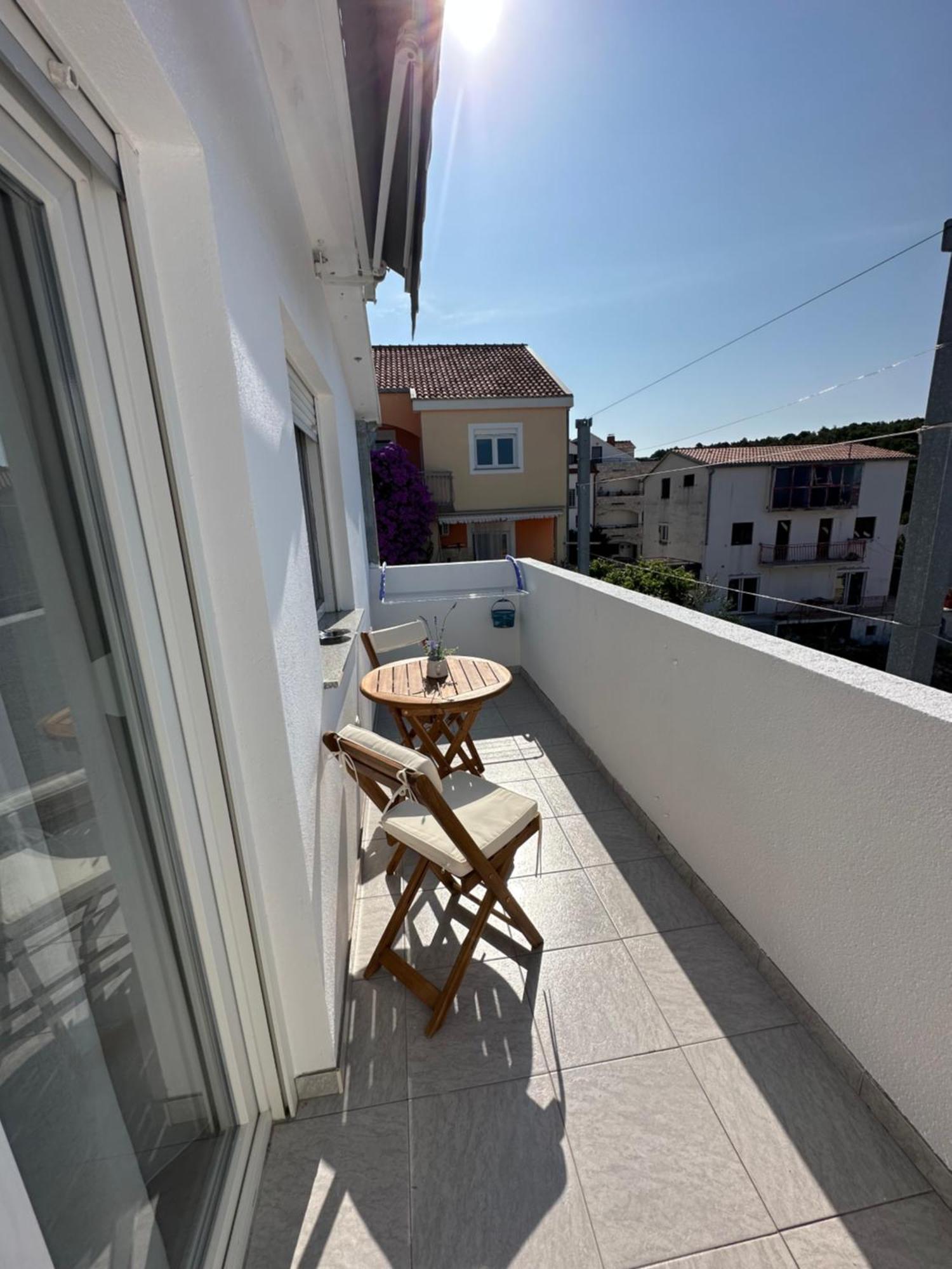 Apartments Babic Трогир Екстериор снимка