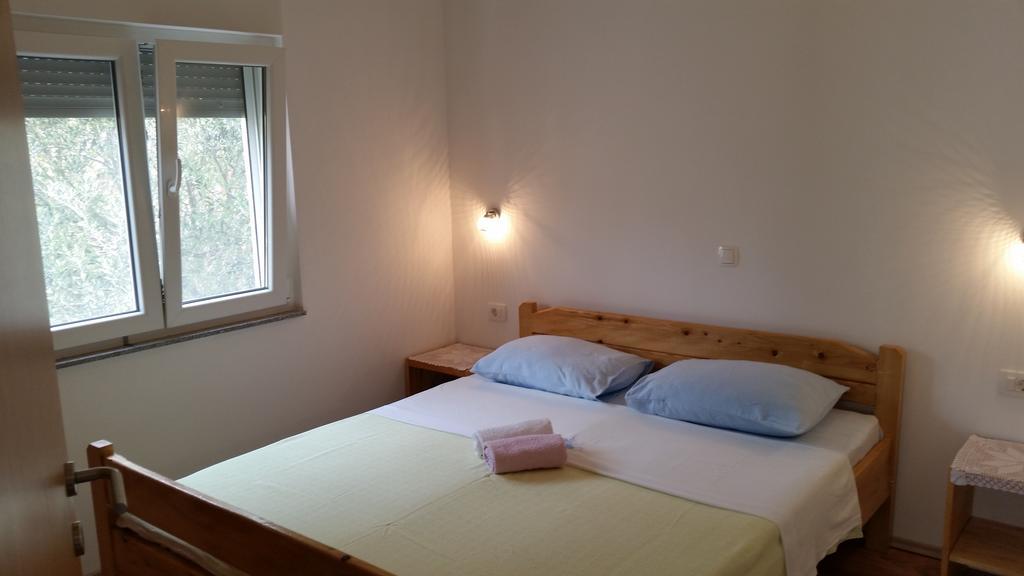 Apartments Babic Трогир Екстериор снимка